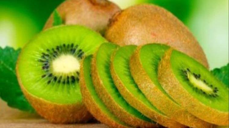 تعرف على القيمه الغذائيه لفاكهه الكيوي